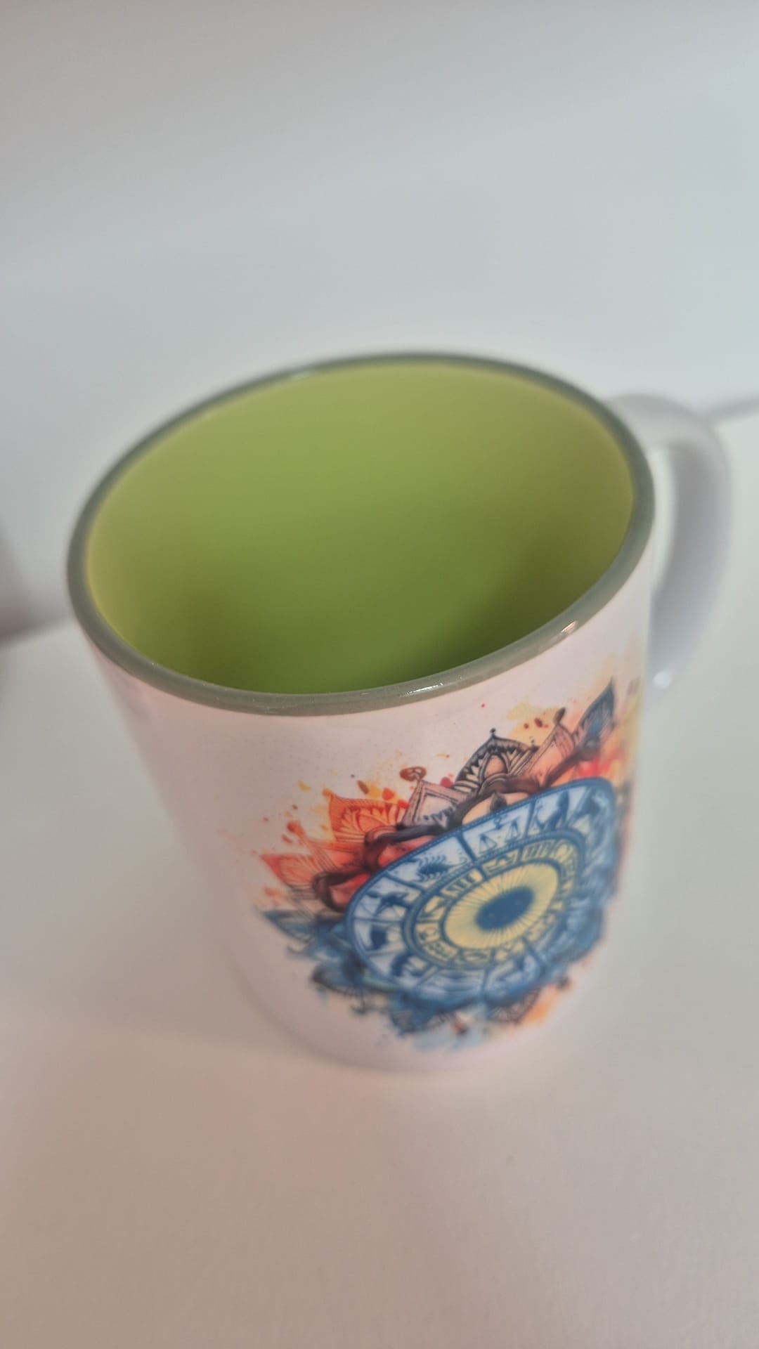 Taza Signos del Zodiaco - Varios Colores (Interior)
