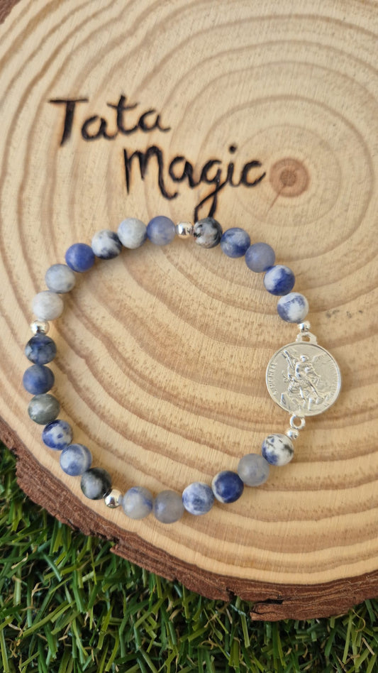 Pulsera San Miguel Arcángel con Sodalita en Plata Consagrada - Protección y Fuerza Espiritual