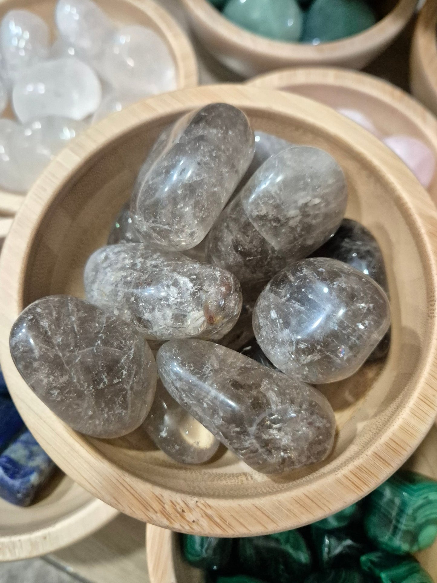Mineral Cuarzo Ahumado Rodado Mediano (unidad) mineralesrodadosTienda esotérica Málaga - La Tienda de Tata Magic: tienda Esotérica en Málaga