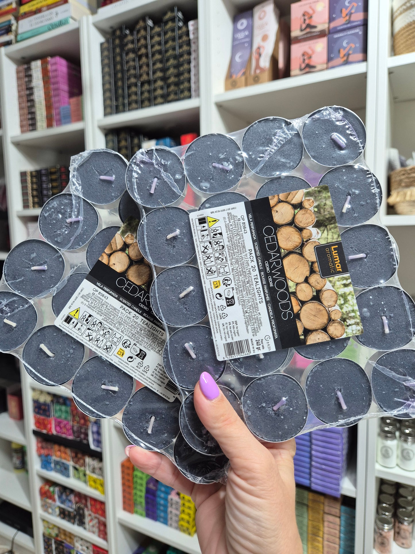 Pack Velas de Te de Cedro - 2 Paquetes de 20 Unidades de Lumar Aromatic