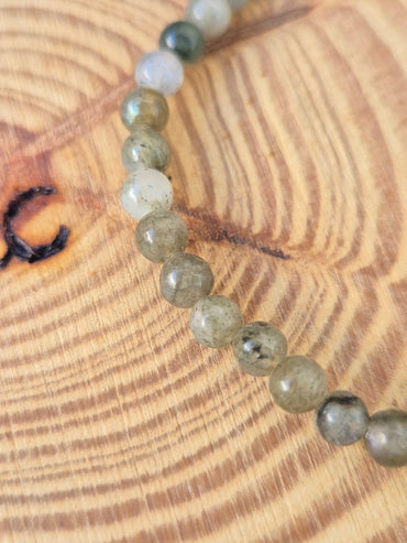 Pulsera Labradorita 4 mm JoyeriamineralespulserasTienda esotérica Málaga - La Tienda de Tata Magic: tienda Esotérica en Málaga