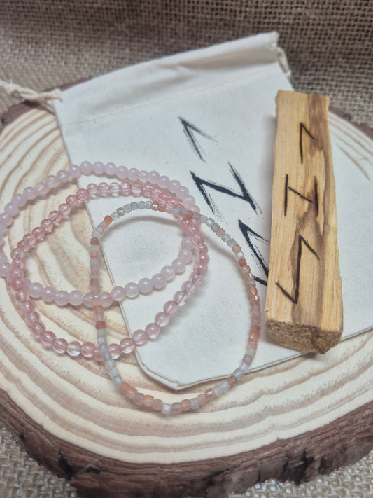 Pulseras Corazón Divino De Mystic Glow - Cuarzo rosa, Cuarzo cerezo y Arusha