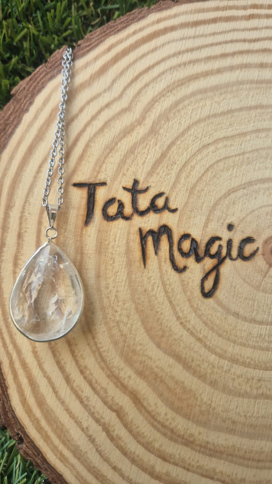 Colgante Gota de Cuarzo Cristal en Baño de Plata - Amuleto de Energía y Protección (Sin cadena)