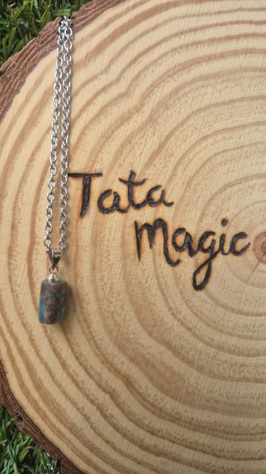 Colgante apatito azul