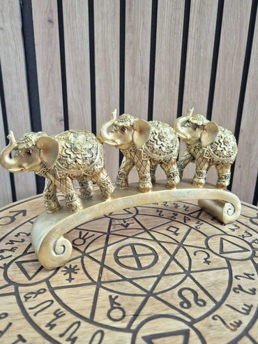 Figura 3 elefantes decorativa Tienda esotérica Málaga - La Tienda de Tata Magic: tienda Esotérica en Málaga