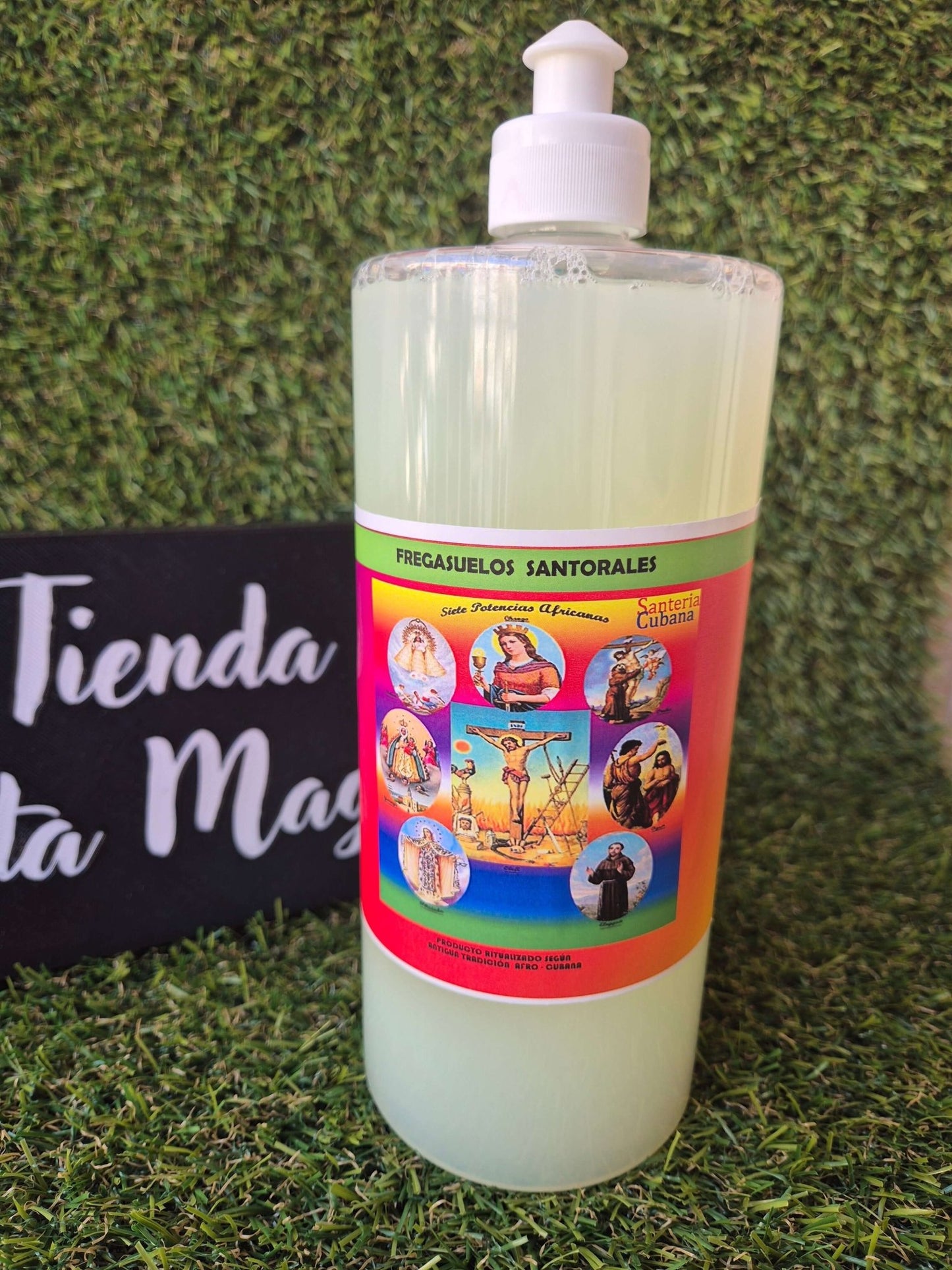 Friegasuelos Santorales 7 Potencias Africanas 1 Litro con Hierbas - Limpieza Espiritual, Protección y Prosperidad Ritualizado según la Tradición Afro Cubana Tienda esotérica Málaga - La Tienda de Tata Magic: tienda Esotérica en Málaga