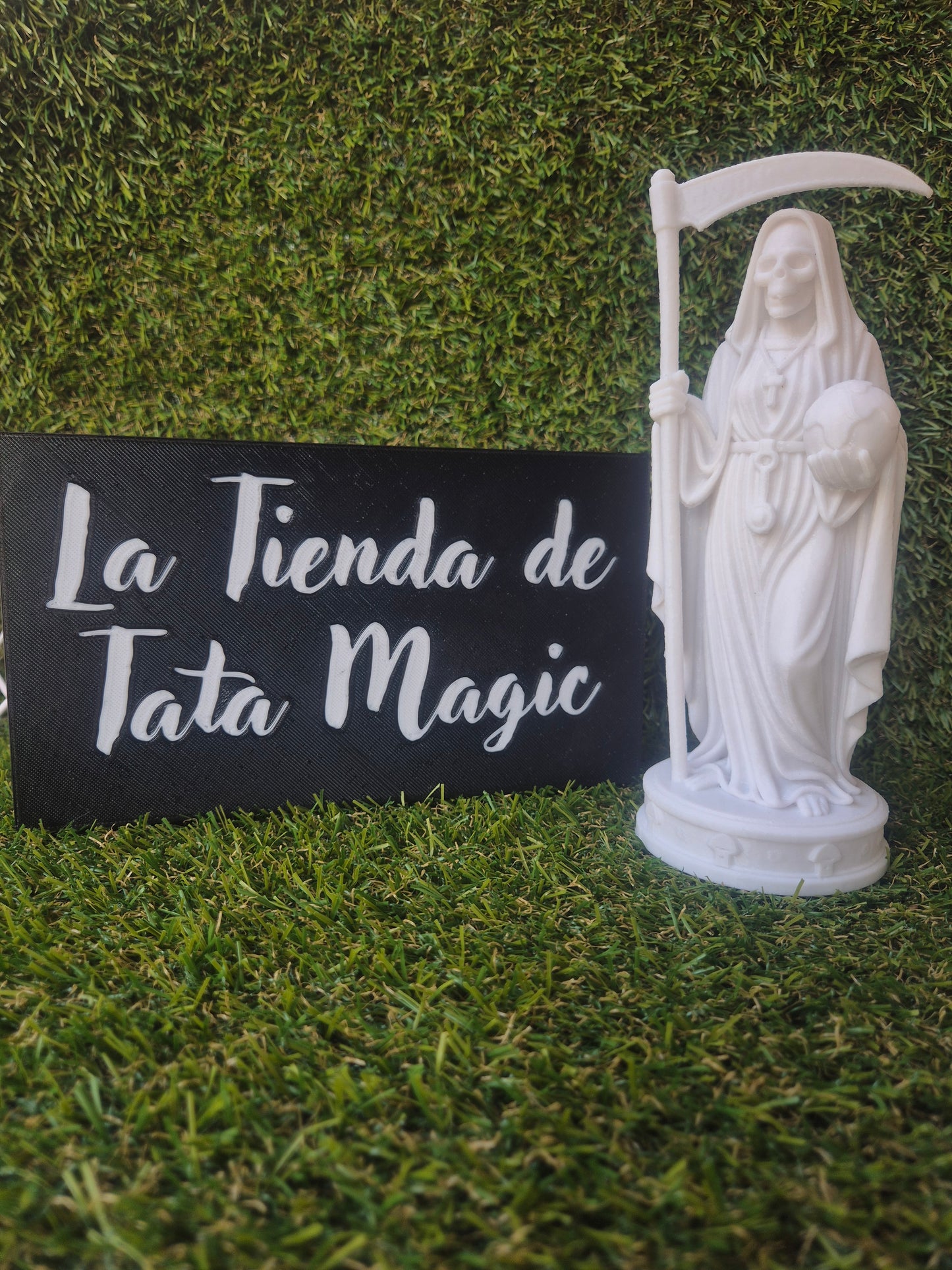 Santa Muerte Blanca Con Carga 20cm- Limpieza Energética y Protección
