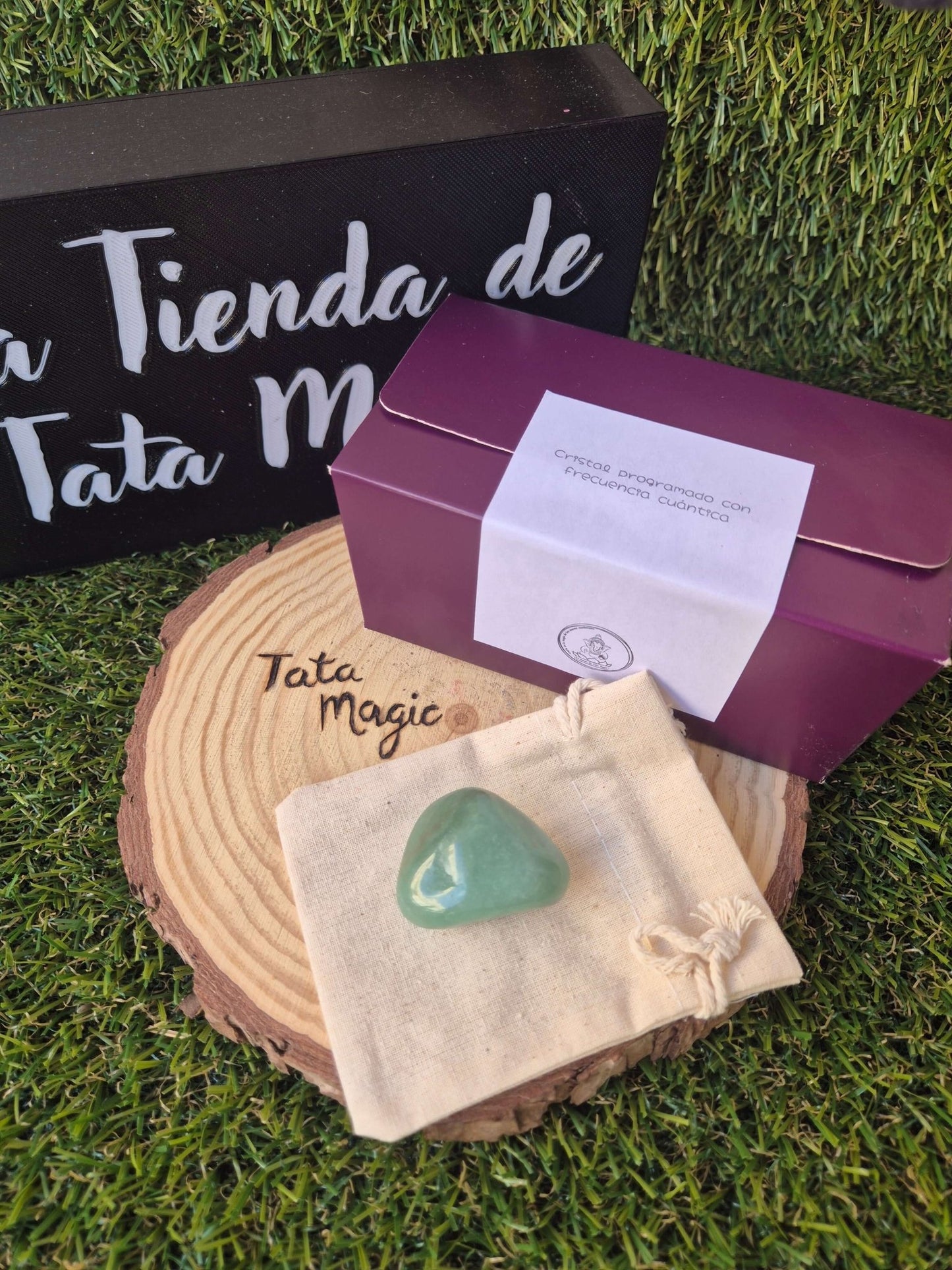 Cristal Programado con Activación Cuántica - Sanación, Protección y Expansión Energética - Cuarzo Verde minerales programadosTienda esotérica Málaga - La Tienda de Tata Magic: tienda Esotérica en Málaga