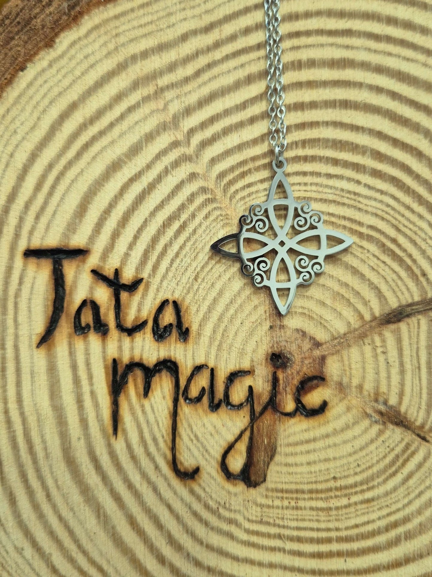 Colgante nudo de bruja grande acero plateado Tienda esotérica Málaga - La Tienda de Tata Magic: tienda Esotérica en Málaga
