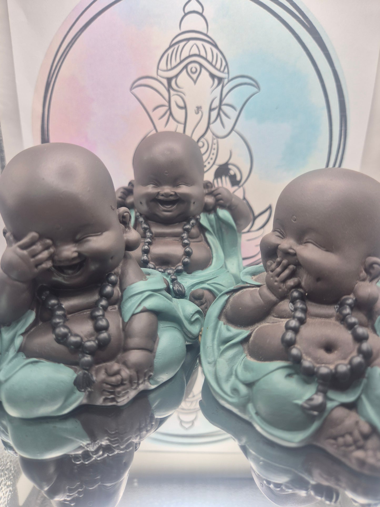 Budha Negro Ver, Oír y Callar