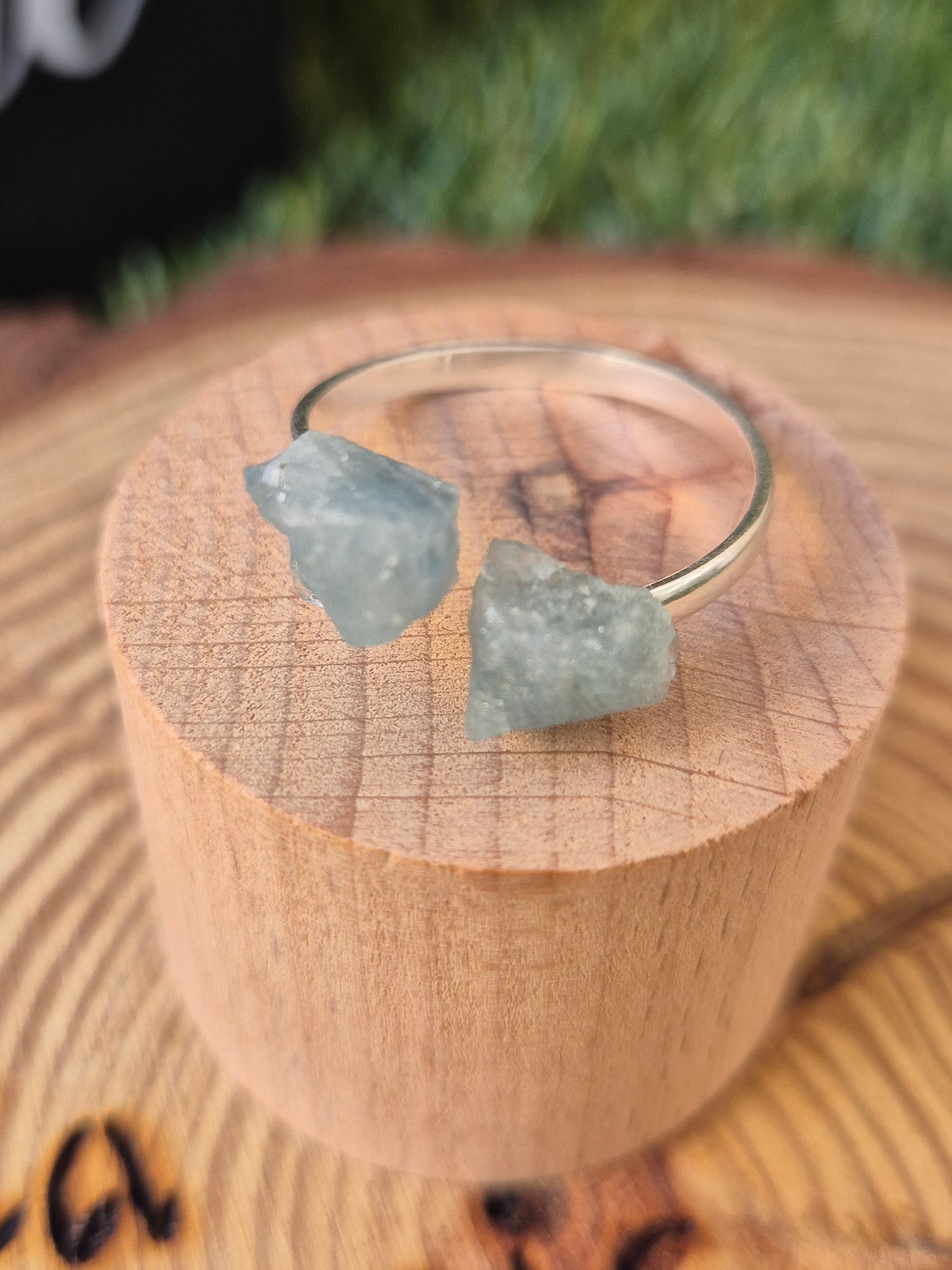 Anillo Agua Marina Bruto Plata (aleatorio) - Piedra de la Calma y la Verdad