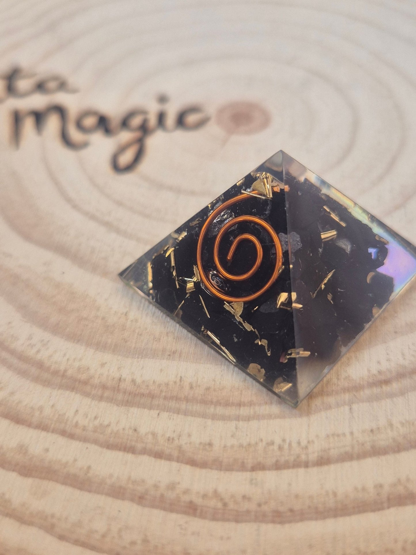 Mini Orgonitas 3x3cm - Armonía, Protección y Transmutación Energética orgonitaTienda esotérica Málaga - La Tienda de Tata Magic: tienda Esotérica en Málaga