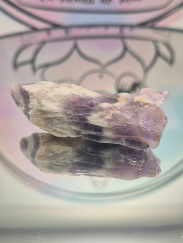 Mineral Amatista bandeada (Irregular) minerales brutoTienda esotérica Málaga - La Tienda de Tata Magic: tienda Esotérica en Málaga
