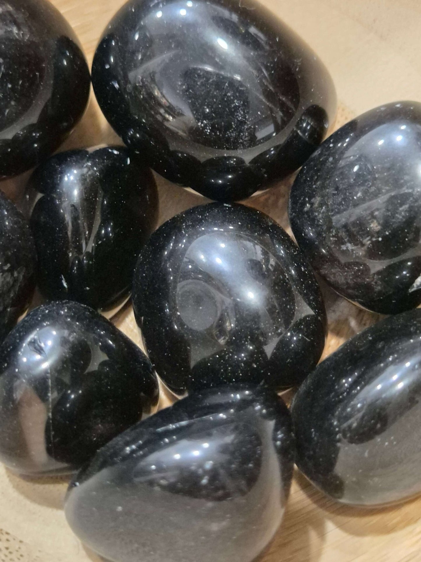 Mineral lagrima de apache (unidad) mineralesrodadosTienda esotérica Málaga - La Tienda de Tata Magic: tienda Esotérica en Málaga