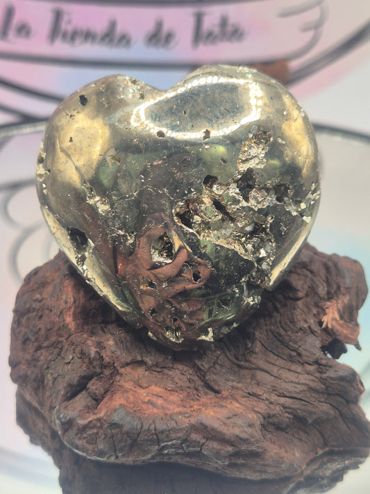 Corazon Sanador Pirita (Economía)