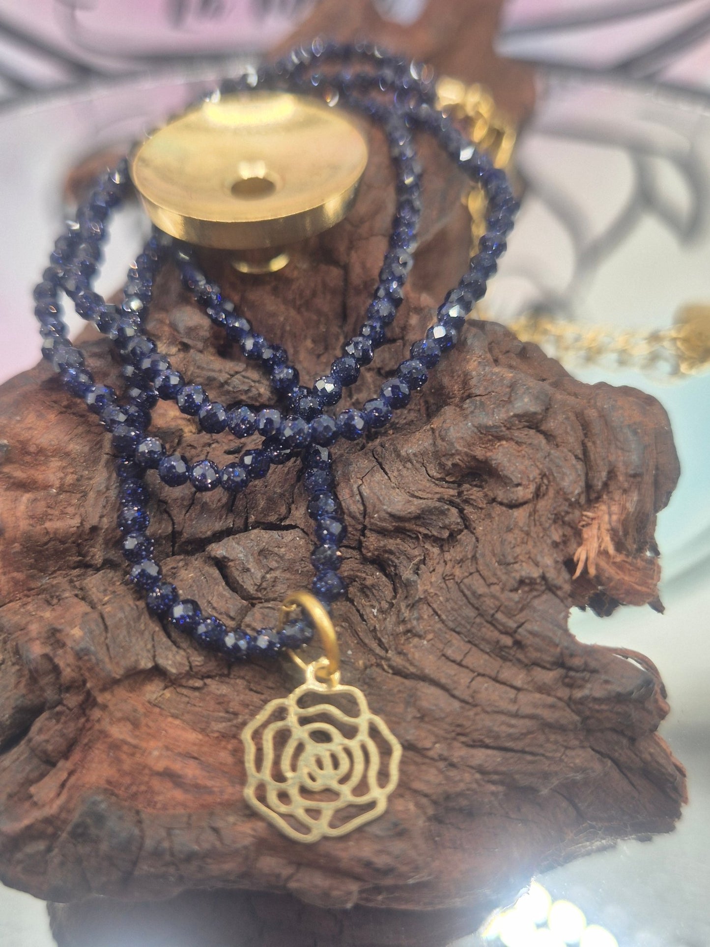 Collar Mineral Aventurina Facetada JoyeriamineralescolgantesTienda esotérica Málaga - La Tienda de Tata Magic: tienda Esotérica en Málaga
