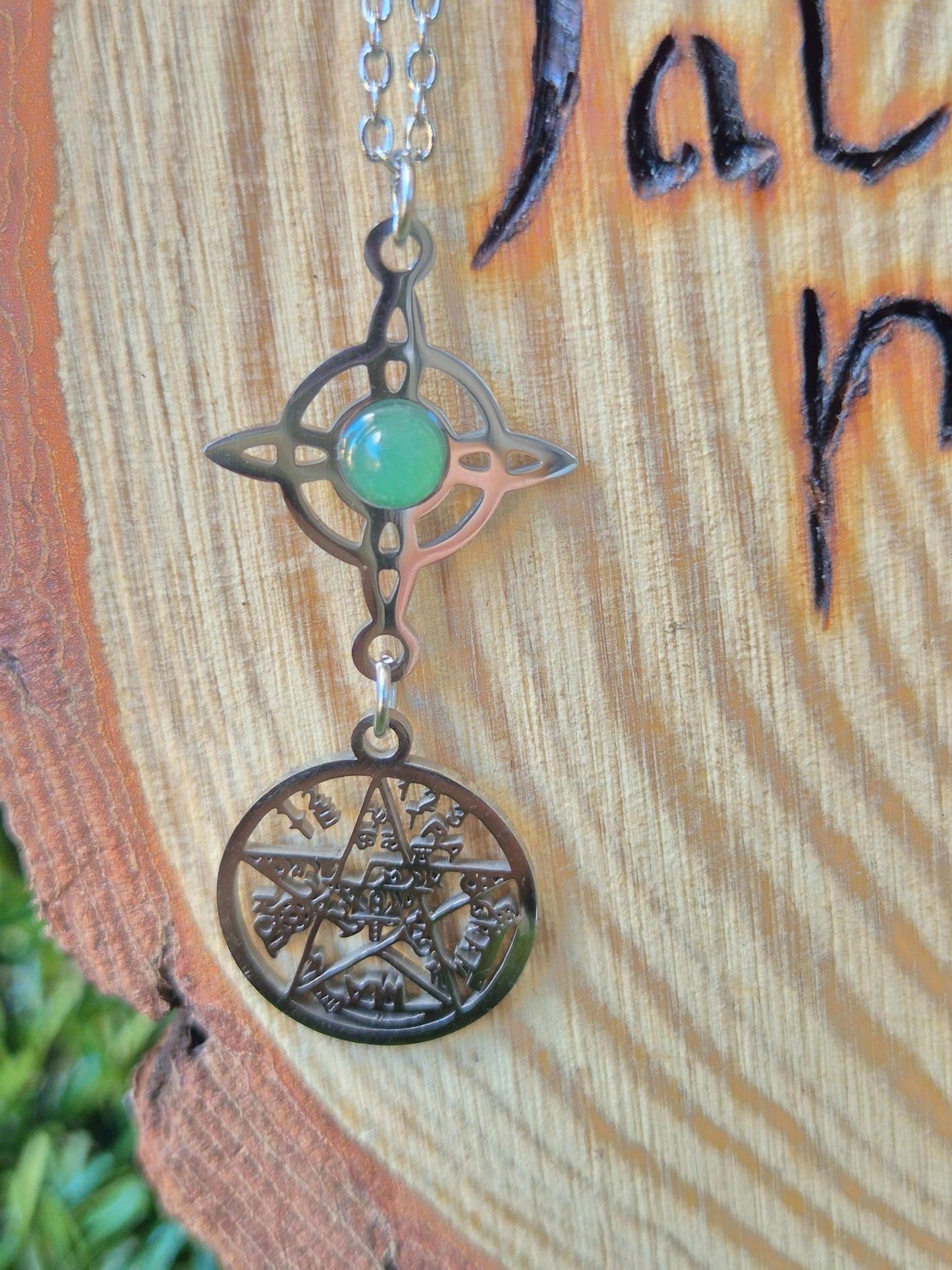 Collar Acero Doble Protección Aventurina Verde Consagrado Tienda esotérica Málaga - La Tienda de Tata Magic: tienda Esotérica en Málaga