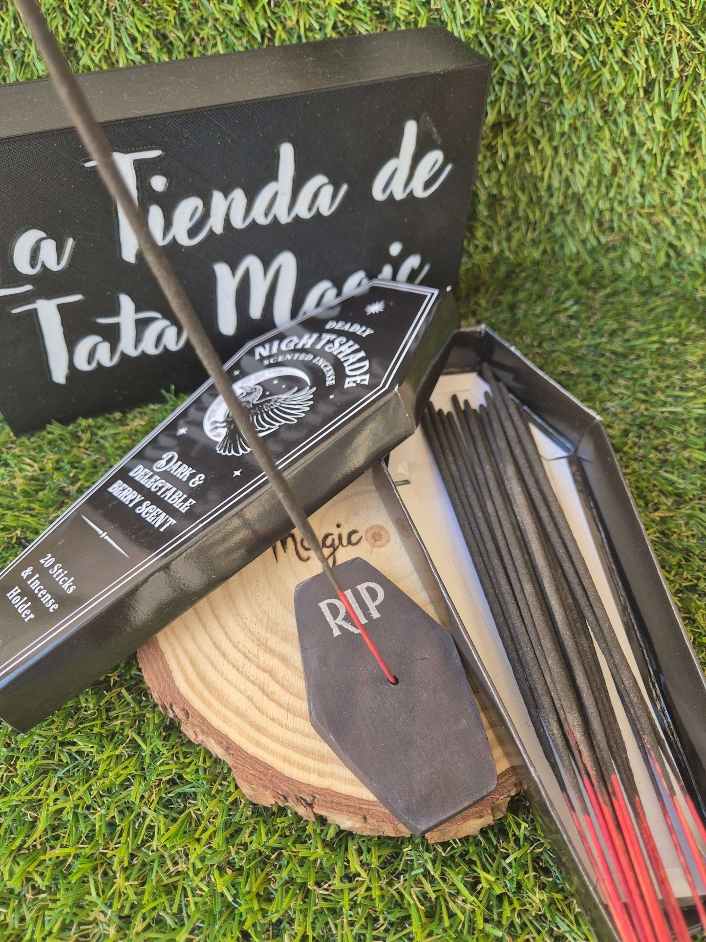 Incienso Ritual Belladona "Deadly Nightshade" - Magia Oscura, Intuición y Protección Tienda esotérica Málaga - La Tienda de Tata Magic: tienda Esotérica en Málaga