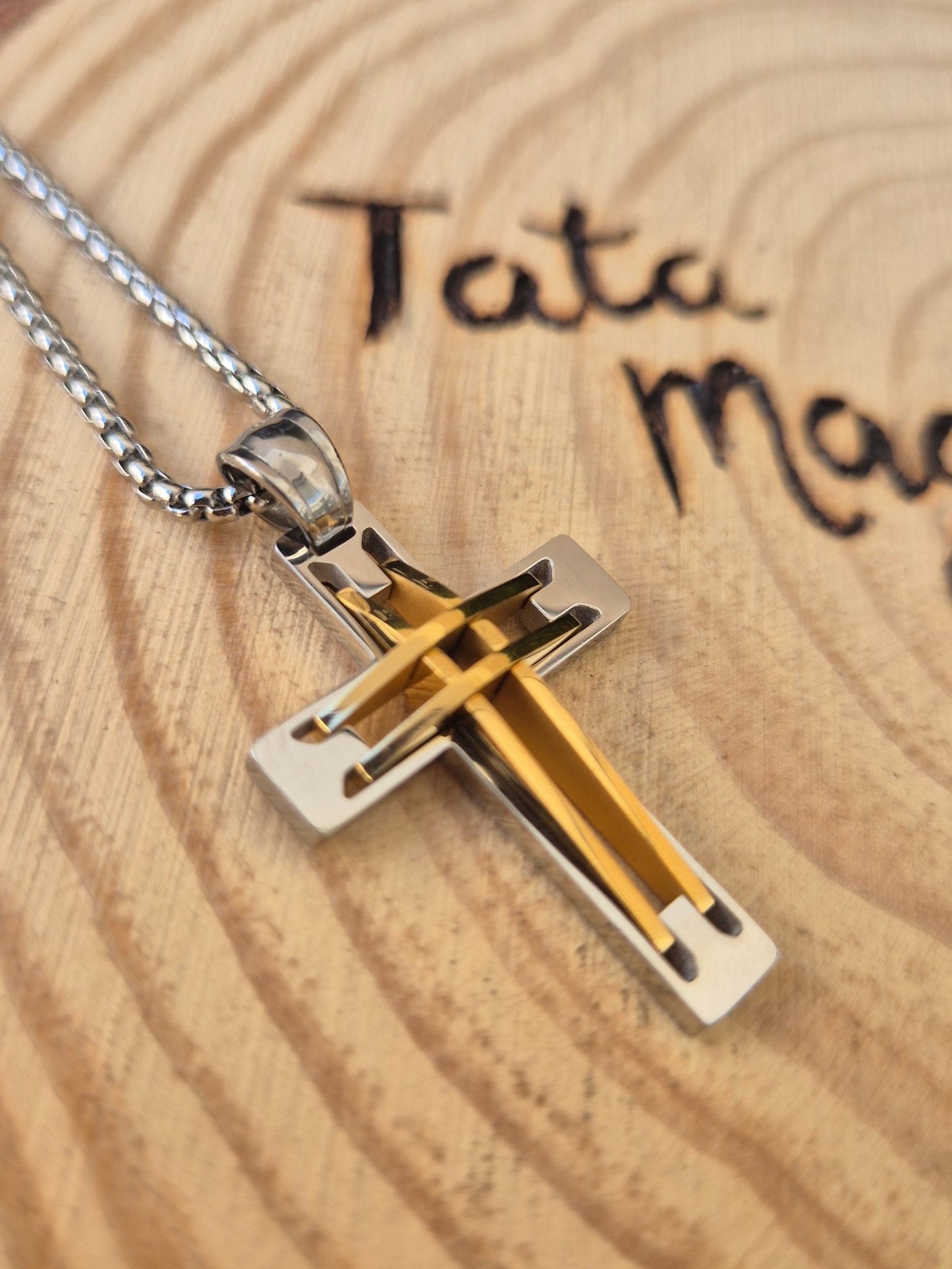 Colgante Cruz en Acero Plateado y Dorado Consagrada - Protección y Equilibrio Unisex Tienda esotérica Málaga - La Tienda de Tata Magic: tienda Esotérica en Málaga