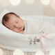 Alfiler de Protección para Bebés con Ángel Guardián: El Amuleto que Cuida desde el Primer Día - Tata Magic: tienda Esotérica en Málaga