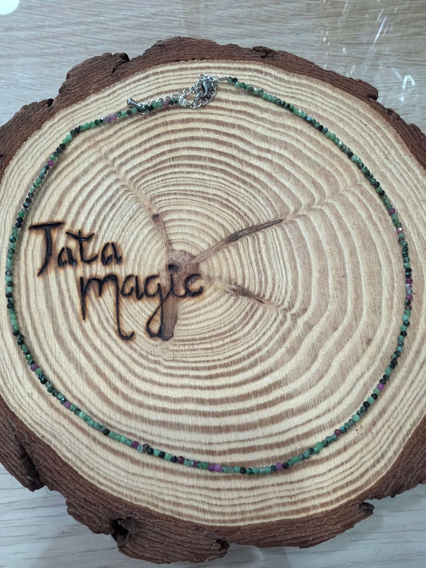 Collar fucsita con rubi facetado 2 mm JoyeriamineralescolgantesTienda esotérica Málaga - La Tienda de Tata Magic: tienda Esotérica en Málaga