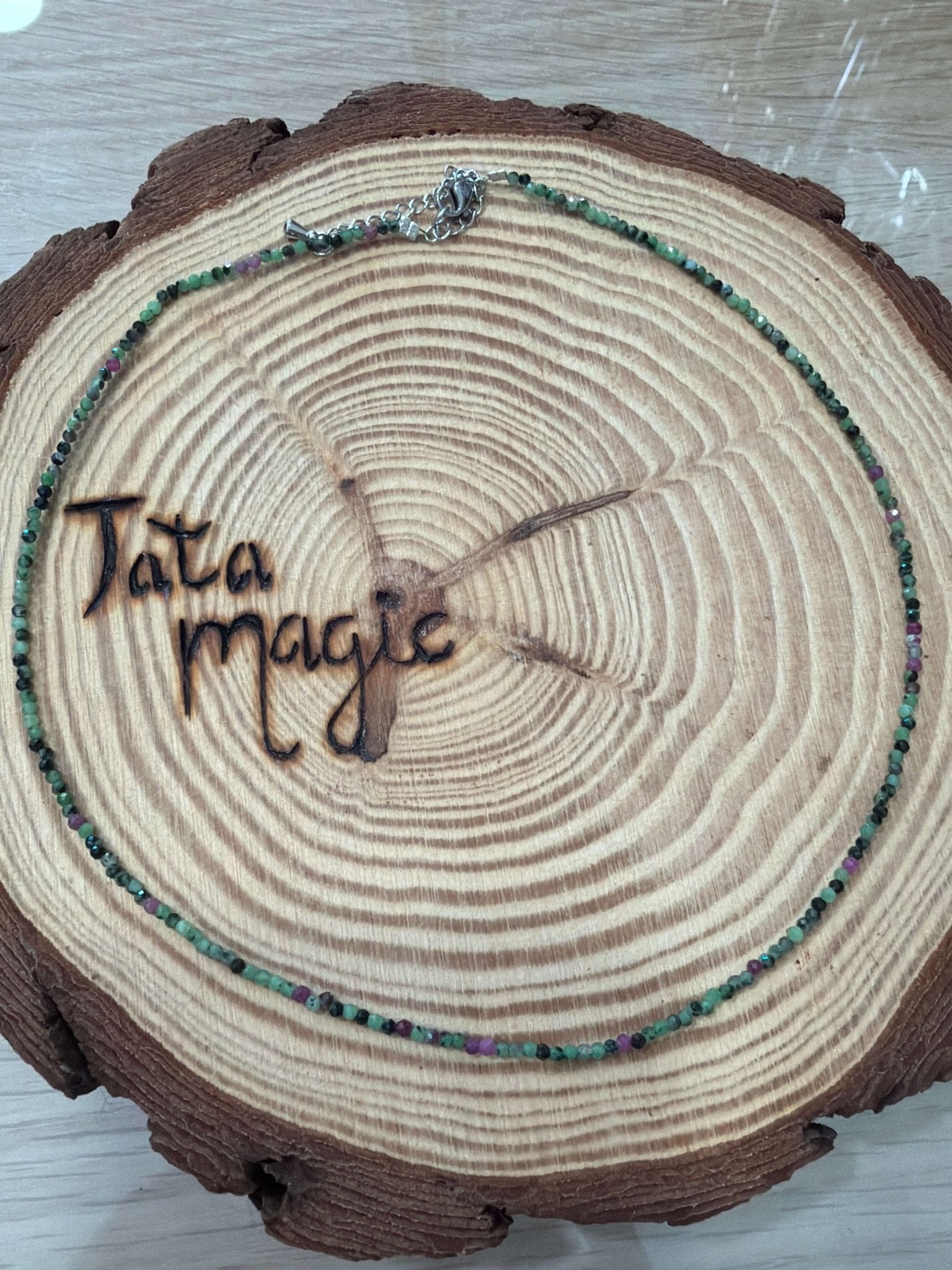 Collar fucsita con rubi facetado 2 mm JoyeriamineralescolgantesTienda esotérica Málaga - La Tienda de Tata Magic: tienda Esotérica en Málaga
