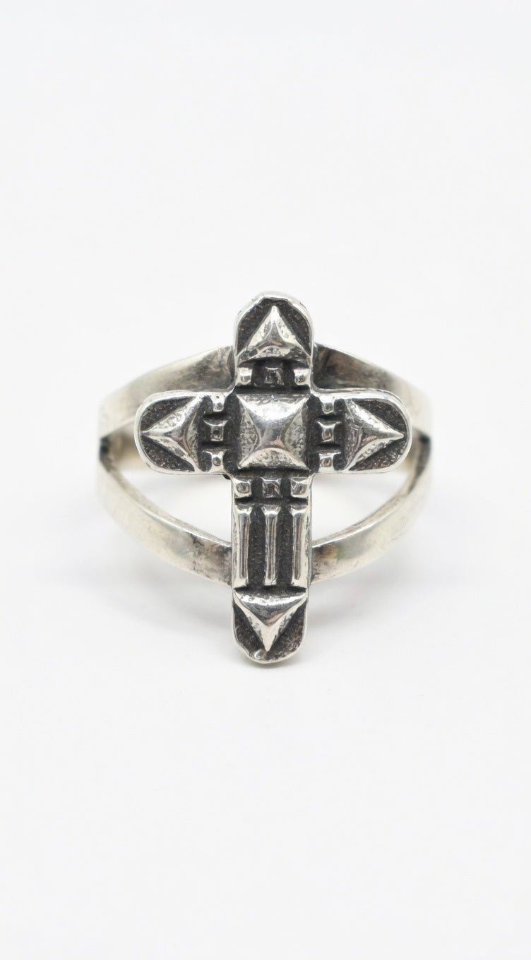 Anillo Cruz Atlante Plata 925 - Protección energética anillosplataTienda esotérica Málaga - La Tienda de Tata Magic: tienda Esotérica en Málaga