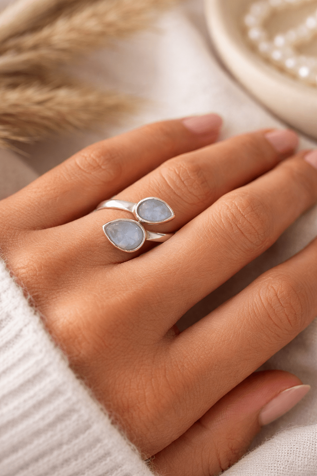 Anillo de Piedra Luna Ajustable en Plata - Control de las Emociones anillosplataTienda esotérica Málaga - La Tienda de Tata Magic: tienda Esotérica en Málaga