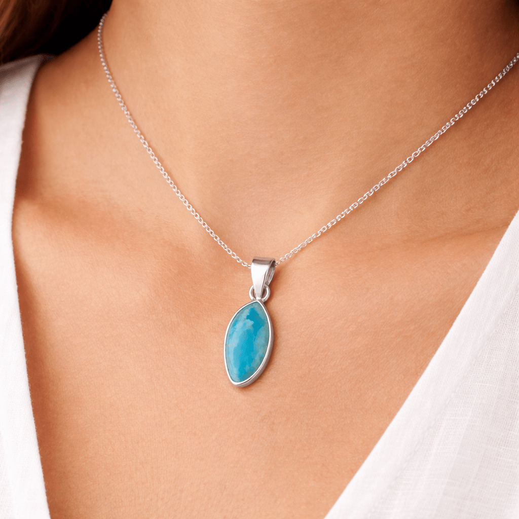 Colgante larimar plata pequeño con activacion cuantica proposito de vida Tienda esotérica Málaga - La Tienda de Tata Magic: tienda Esotérica en Málaga
