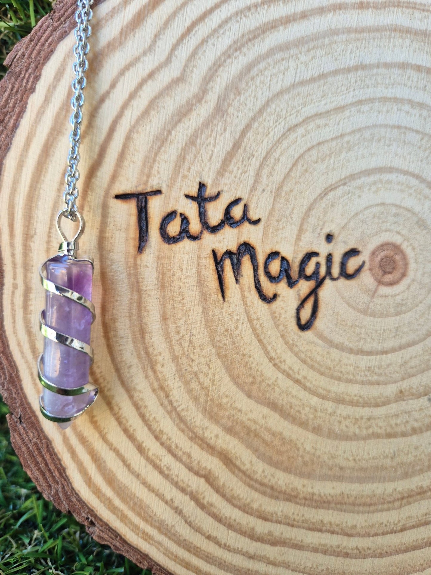 Colgante Punta de Amatista en Acero con Cadena - Quita Enredos para la Intuición Tienda esotérica Málaga - La Tienda de Tata Magic: tienda Esotérica en Málaga