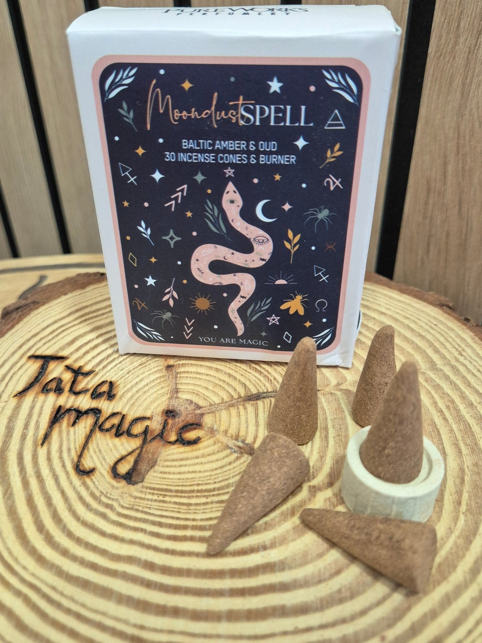 Conos de Incienso Pureworks — Magia Aromática en Cada Espiral de Humo Inciensos ConoTienda esotérica Málaga - La Tienda de Tata Magic: tienda Esotérica en Málaga