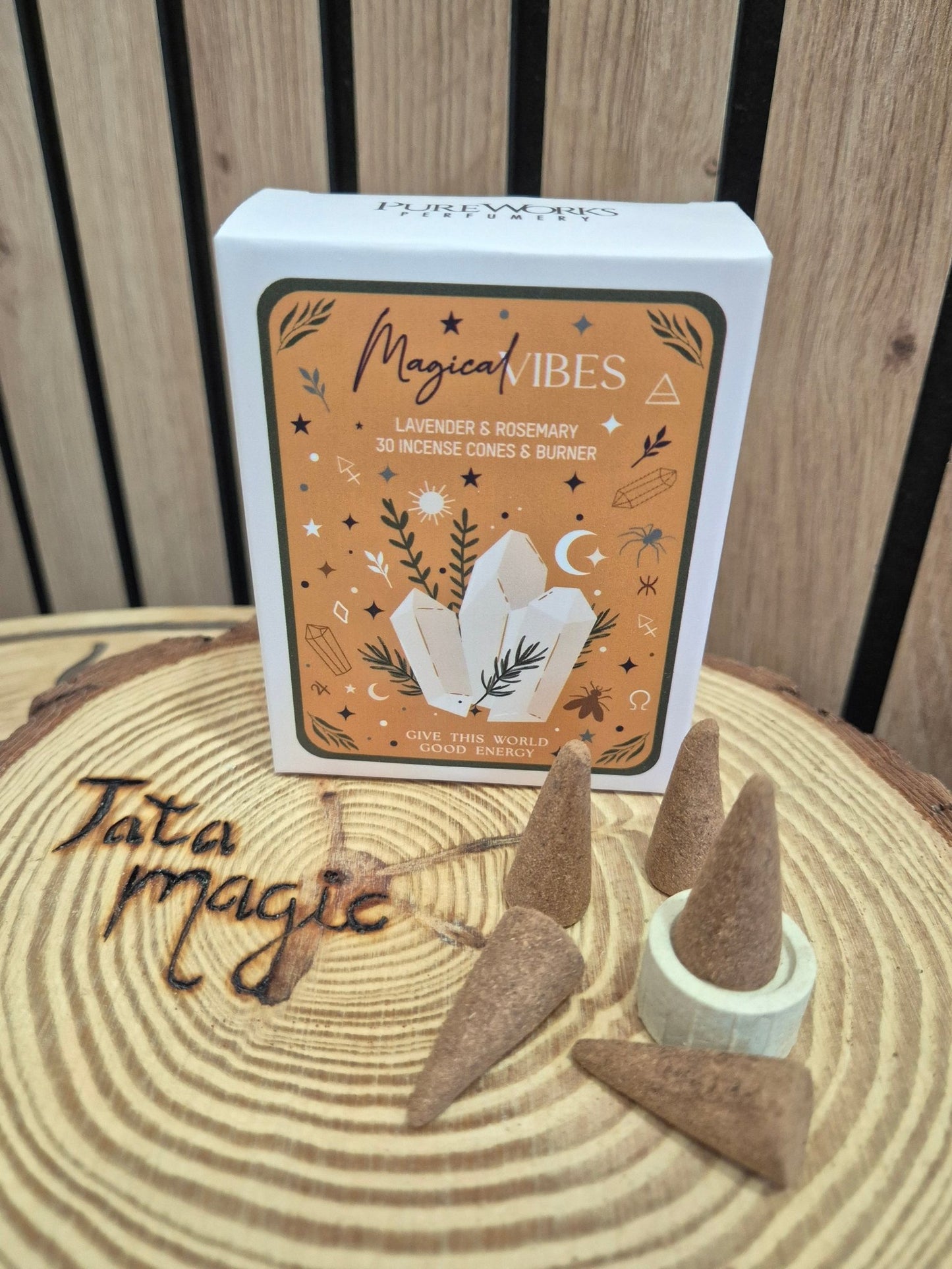 Conos de Incienso Pureworks — Magia Aromática en Cada Espiral de Humo Inciensos ConoTienda esotérica Málaga - La Tienda de Tata Magic: tienda Esotérica en Málaga
