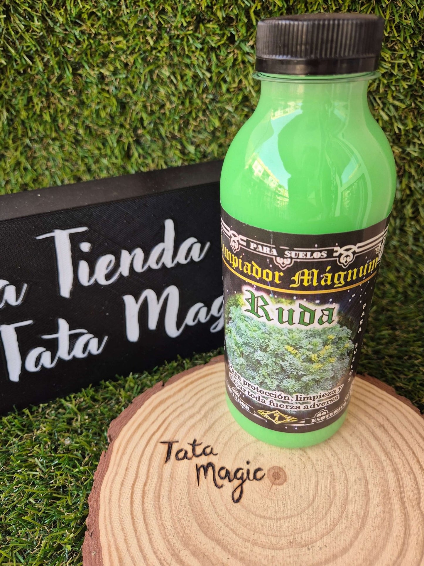 Friegasuelos Ruda - Limpiador Mágnum para Protección, Limpieza y Alejar todo lo Negativo de 7 Llaves Tienda esotérica Málaga - La Tienda de Tata Magic: tienda Esotérica en Málaga