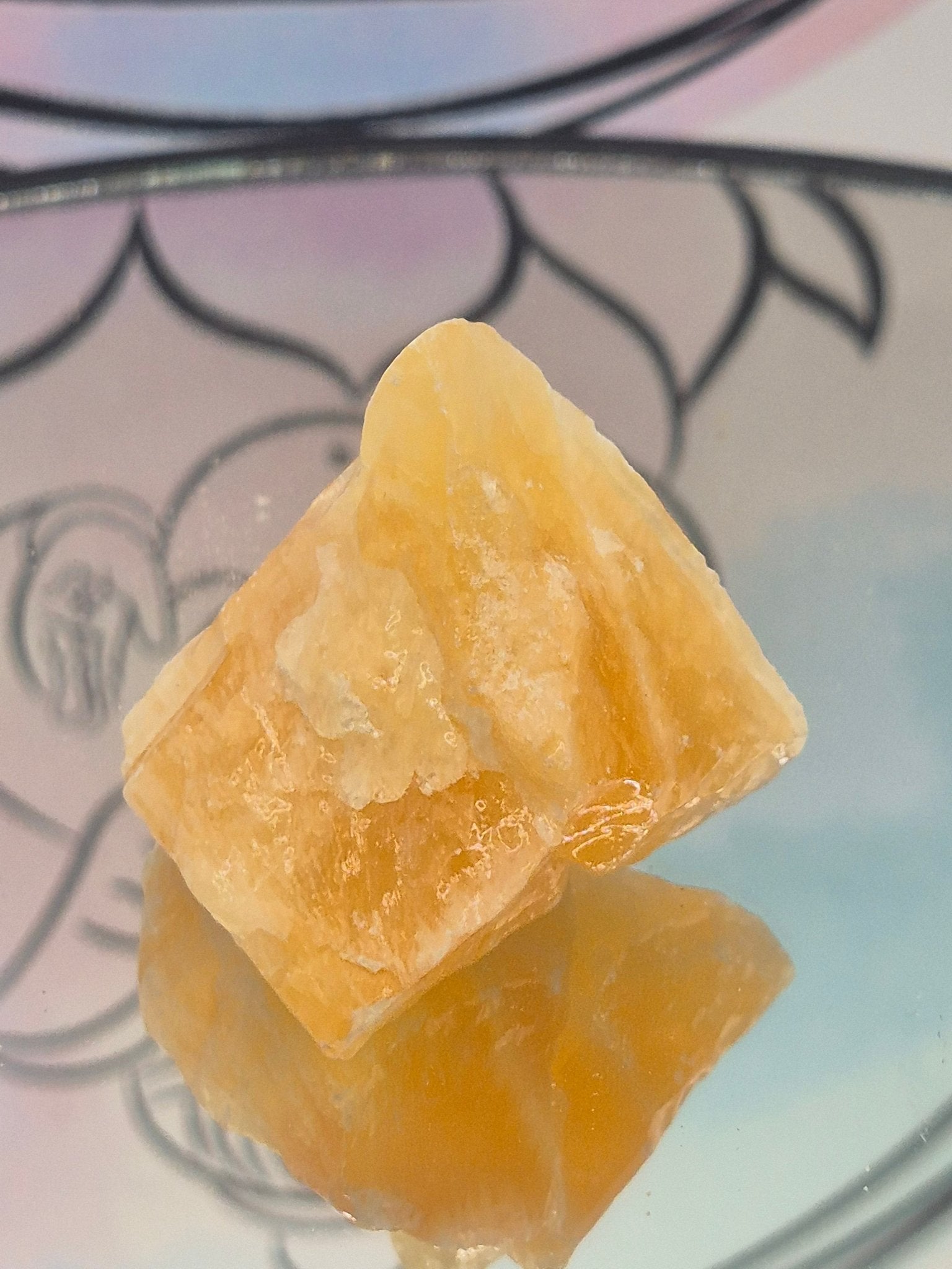 Mineral Calcita Amarilla minerales brutoTienda esotérica Málaga - La Tienda de Tata Magic: tienda Esotérica en Málaga