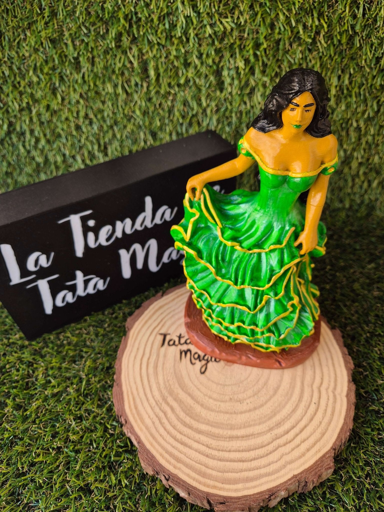 Pomba Gira Esmeralda - Figura Ritual Por Encargo Tienda esotérica Málaga - La Tienda de Tata Magic: tienda Esotérica en Málaga