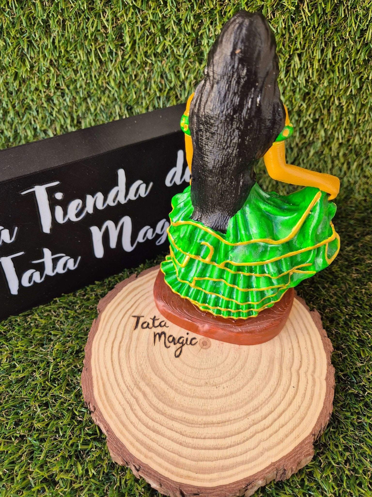 Pomba Gira Esmeralda - Figura Ritual Por Encargo Tienda esotérica Málaga - La Tienda de Tata Magic: tienda Esotérica en Málaga