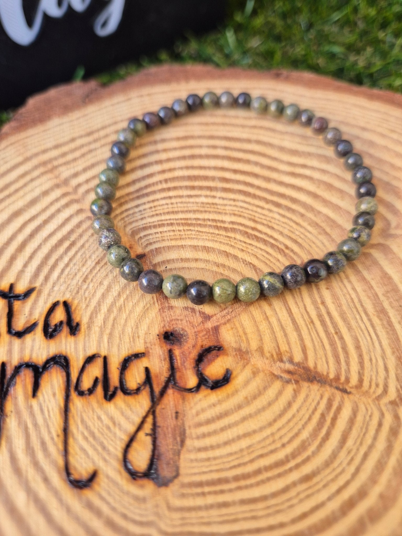 Pulsera - Sangre de Dragón 4 mm JoyeriamineralespulserasTienda esotérica Málaga - La Tienda de Tata Magic: tienda Esotérica en Málaga