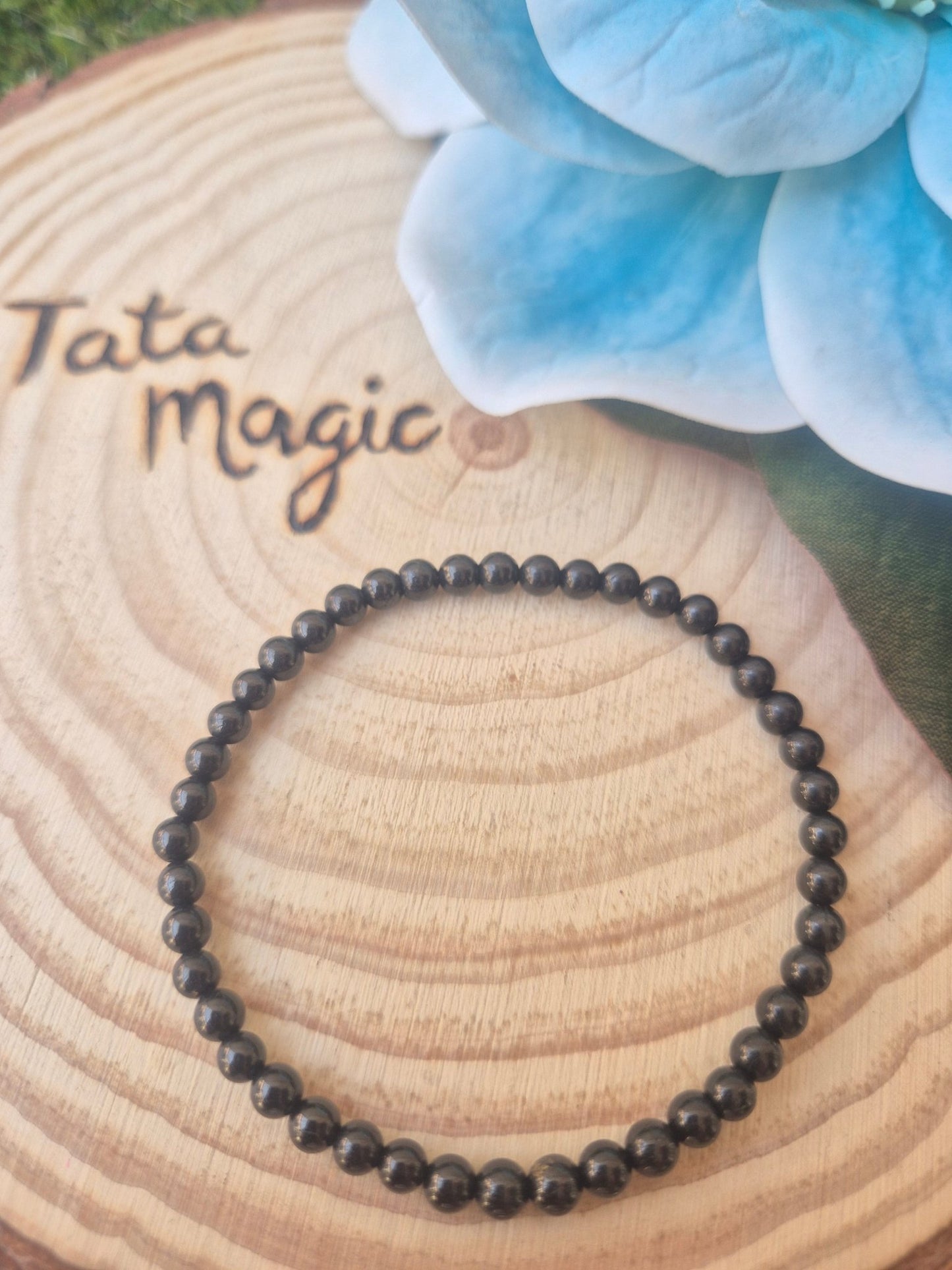 Pulsera Azabache 4mm - Amuleto Ancestral contra el Mal de Ojo JoyeriamineralespulserasTienda esotérica Málaga - La Tienda de Tata Magic: tienda Esotérica en Málaga