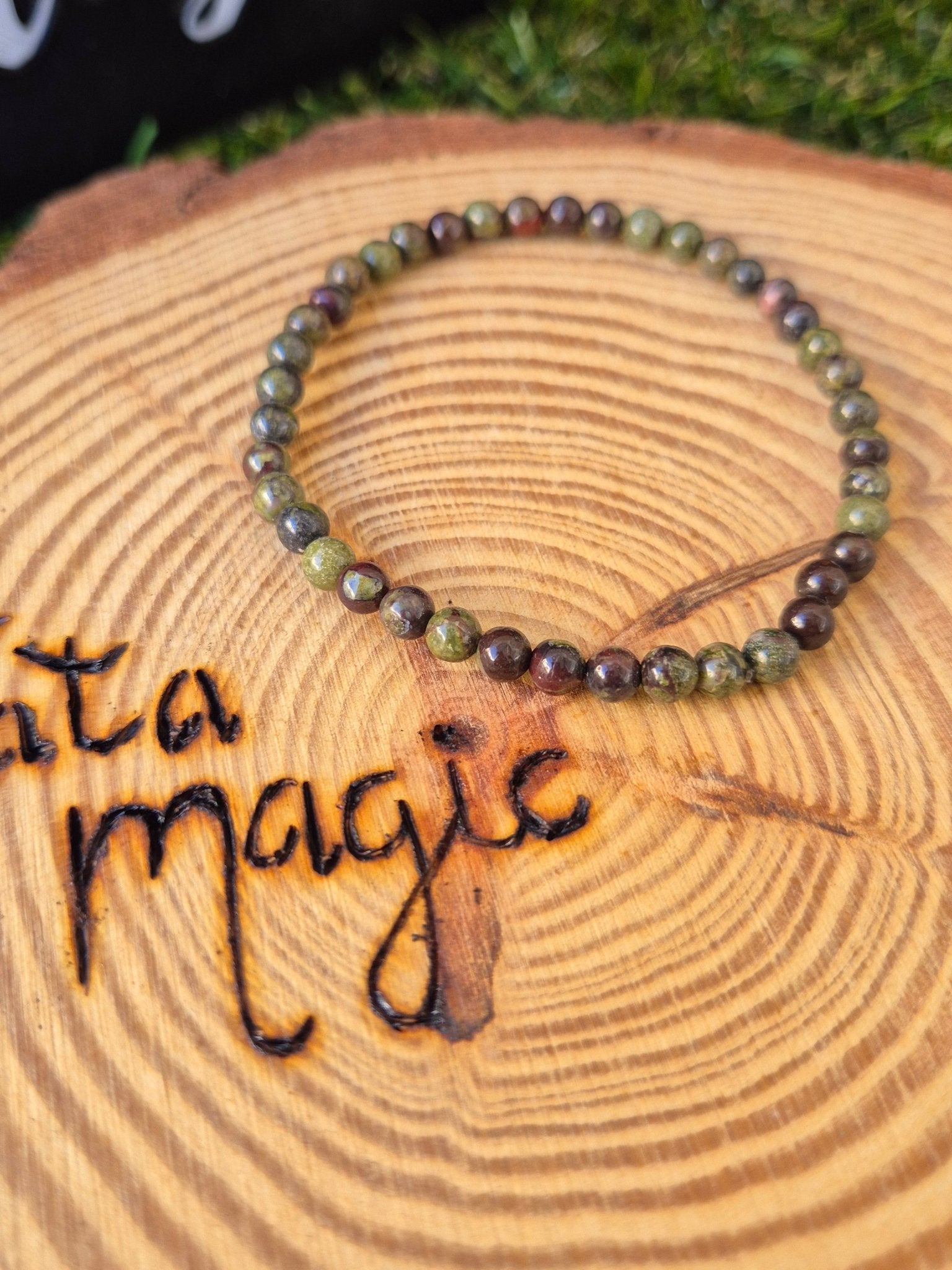 Pulsera Fucsita con Rubi 4 mm JoyeriamineralespulserasTienda esotérica Málaga - La Tienda de Tata Magic: tienda Esotérica en Málaga