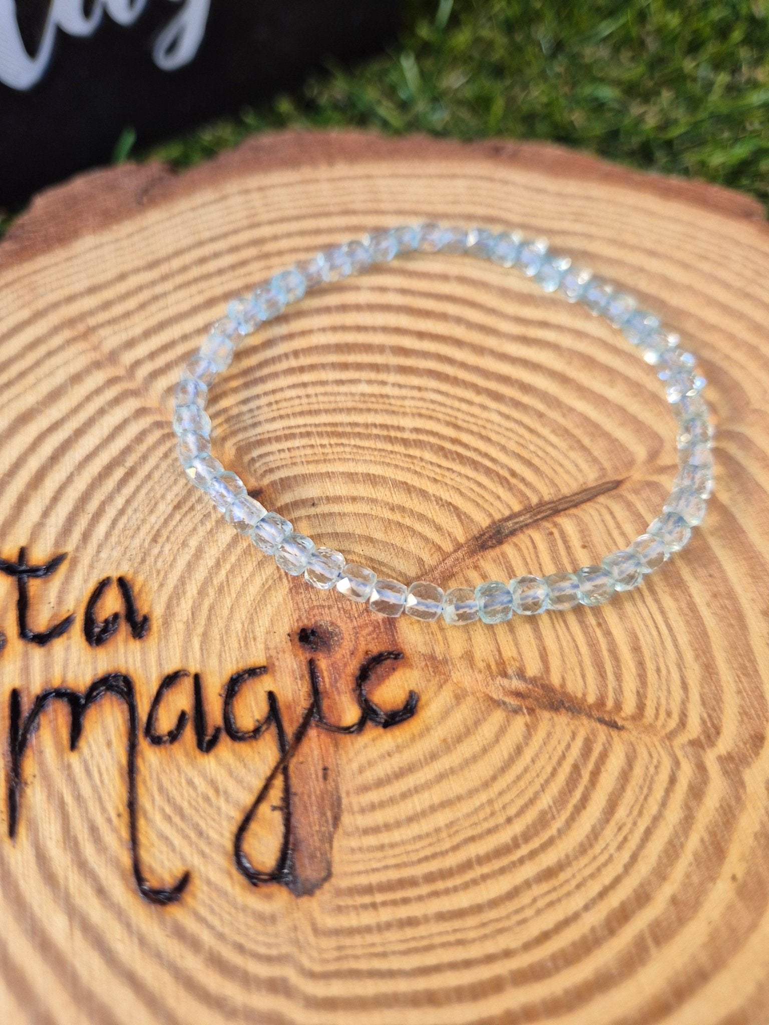 Pulsera Topacio Facetado 4 mm JoyeriamineralespulserasTienda esotérica Málaga - La Tienda de Tata Magic: tienda Esotérica en Málaga