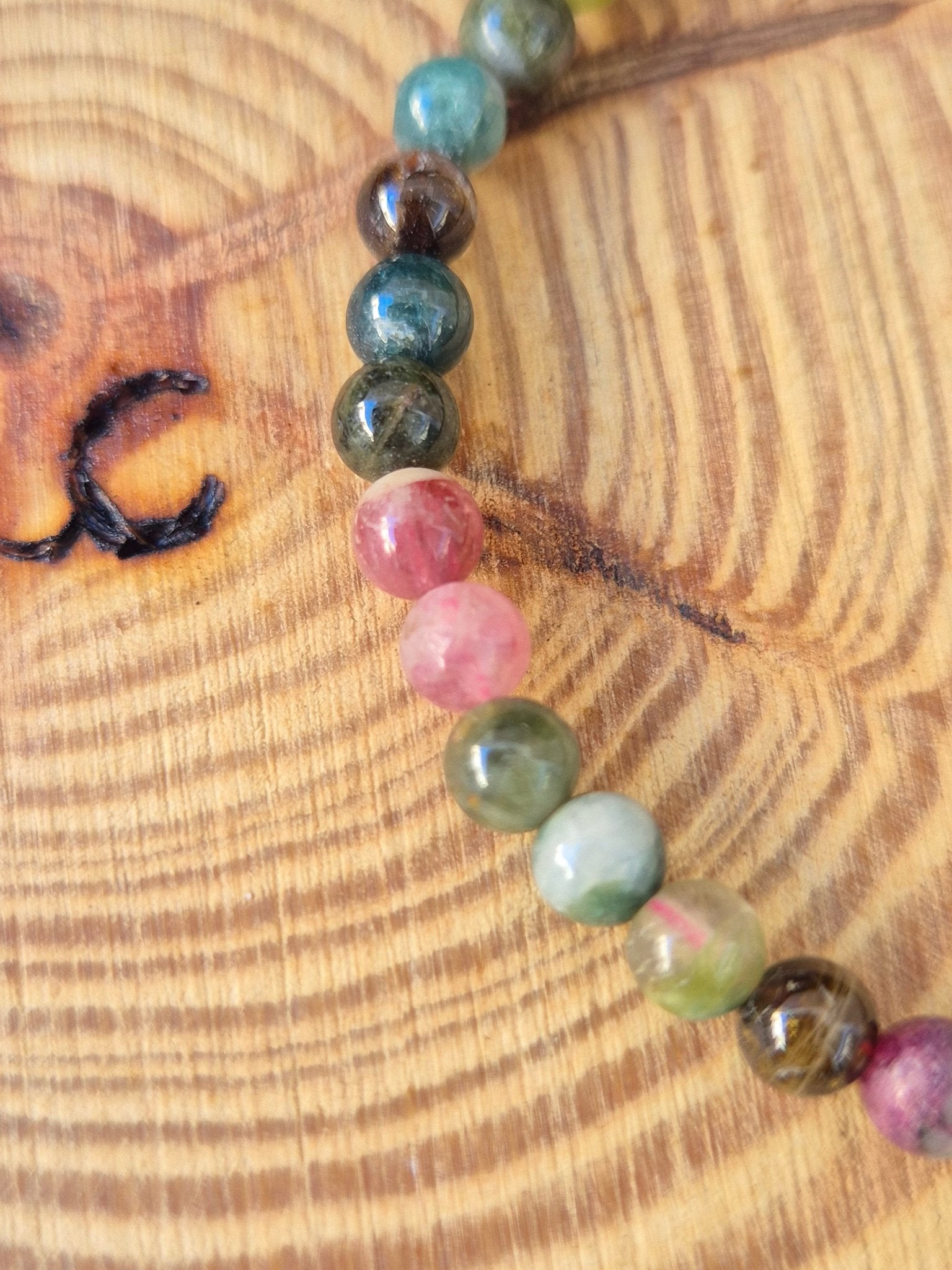 Pulsera Turmalina Sandia 4mm JoyeriamineralespulserasTienda esotérica Málaga - La Tienda de Tata Magic: tienda Esotérica en Málaga