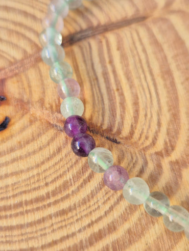 Pulsera de Fluorita 4mm - Claridad mental, Protección y Equilibrio espiritual JoyeriamineralespulserasTienda esotérica Málaga - La Tienda de Tata Magic: tienda Esotérica en Málaga