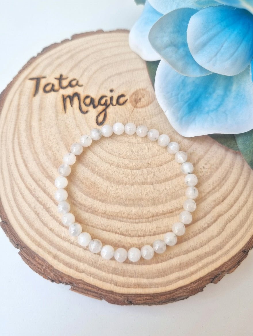 Pulsera Piedra Luna 4mm - Intuición, Equilibrio y Energía Lunar JoyeriamineralespulserasTienda esotérica Málaga - La Tienda de Tata Magic: tienda Esotérica en Málaga