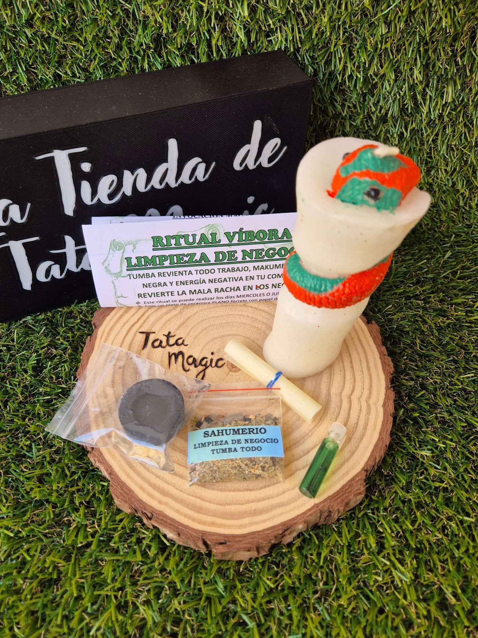 Velón Víbora de 7 Llaves - Ritual de Negocio, Tumba, Revienta Todo Trabajo, Makumba, Magia Negra y Energía Negativa en tu Comercio.Protección VelasTienda esotérica Málaga - La Tienda de Tata Magic: tienda Esotérica en Málaga