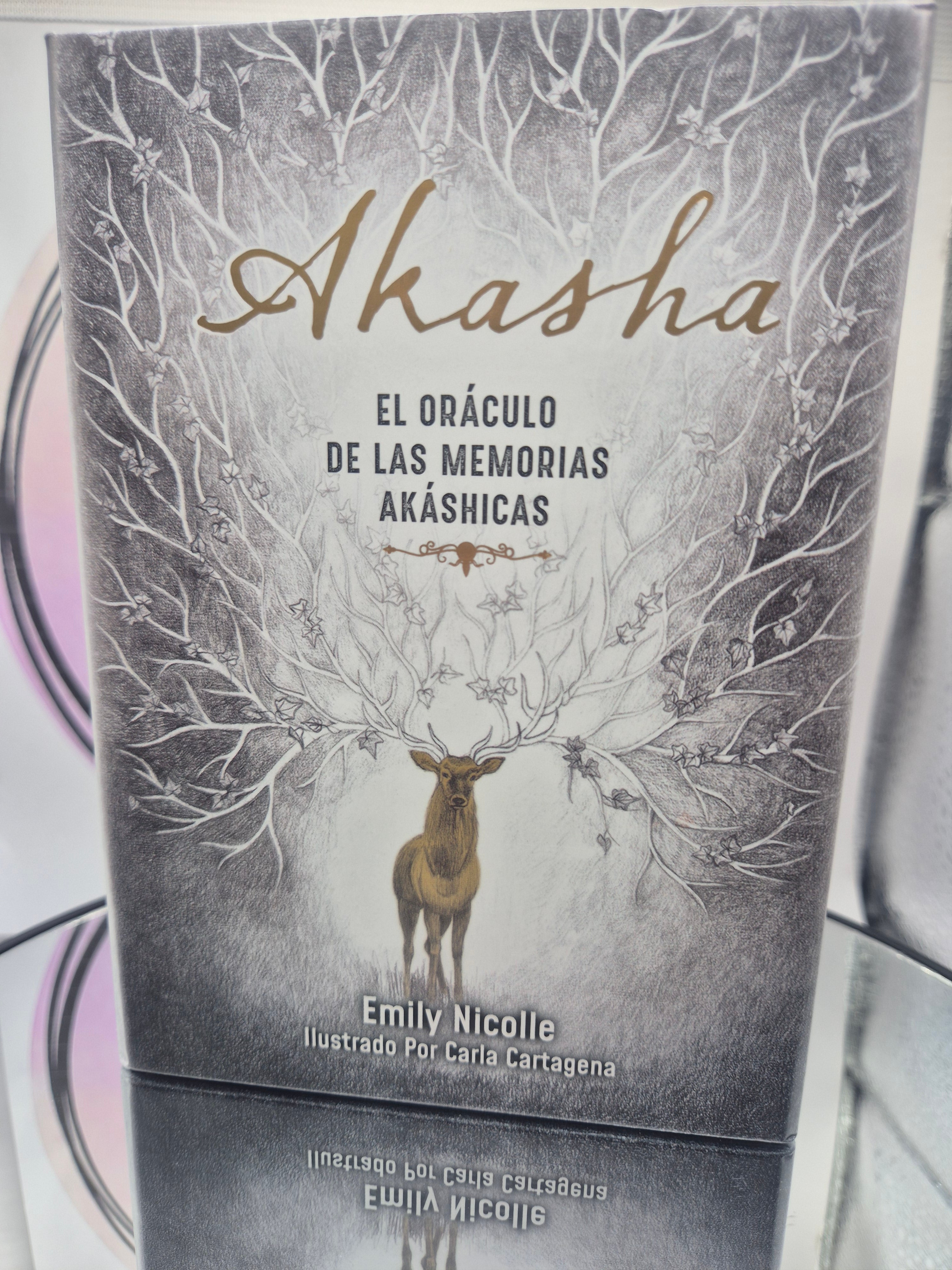 AKASHA | El oráculo de las memorias akáshicas. Cartas espirituales para descubrir vidas anteriores y guía espiritual