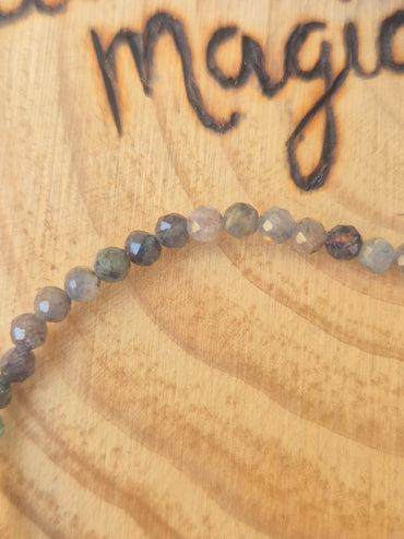 Pulsera Cianita Facetada 3 mm - Comunicación, Claridad y Equilibrio