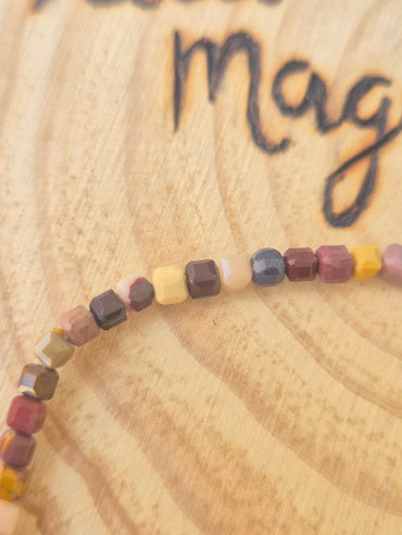 Pulsera de Mokaita Facetada 3 mm - Equilibrio, Cambios Positivos y Energía