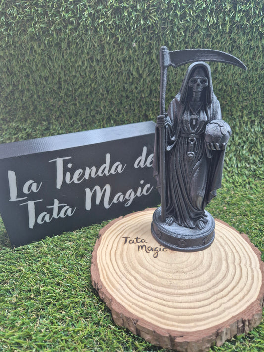 Santa Muerte Negra Con Carga 20cm