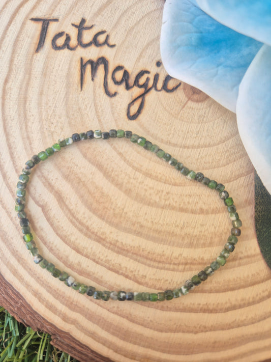 Pulsera de Diopsido Facetada 2mm - Equilibrio Emocional, Calma y Energía
