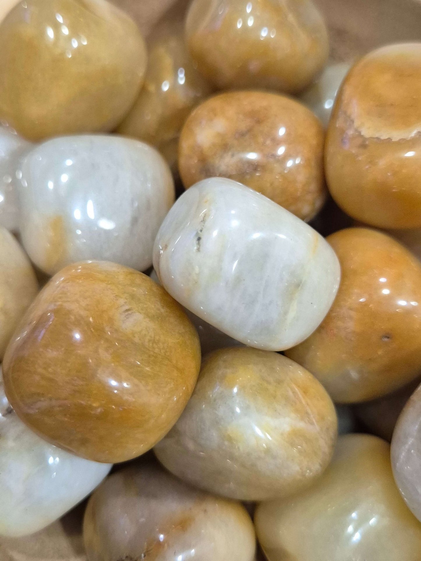 aventurina amarilla mineral abundancia mineralesrodadosTienda esotérica Málaga - La Tienda de Tata Magic: tienda Esotérica en Málaga
